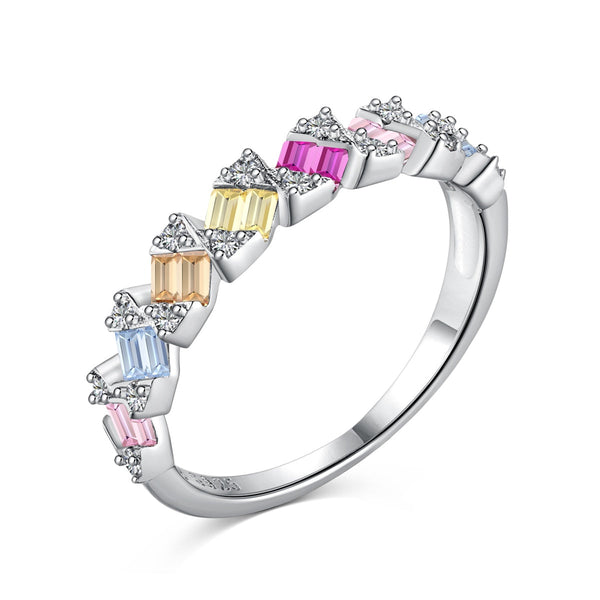 <CHIBA>Delicate Vibrant Emerald Cut Daily Ring