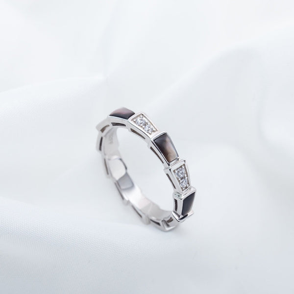 <CHIBA>SERPENTI RING SILVER  DIAMOND BLACK MOP 3MM