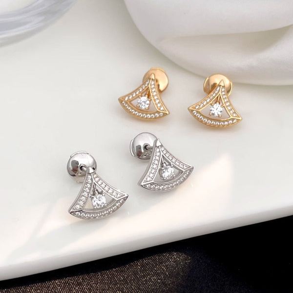 <CHIBA>DREAM MINI DIAMOND STUD EARRINGS