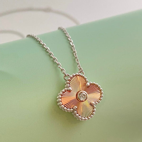 <CHIBA>CLOVER 15MM DIAMOND LASER NECKLACE- CHRISTMAS 2024 SPECIAL EDITION