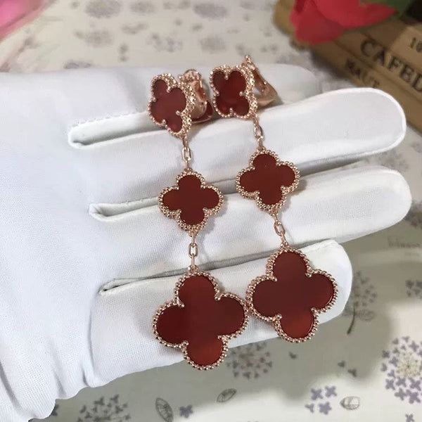 <CHIBA>CLOVER 3 MOTIF CARNELIAN DROP EARRINGS